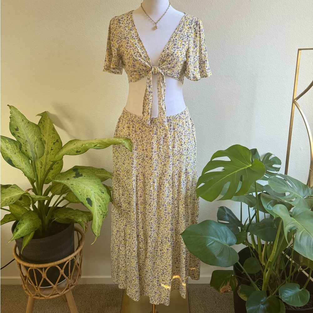 Dainty two piece outfit 🪻🌼✨